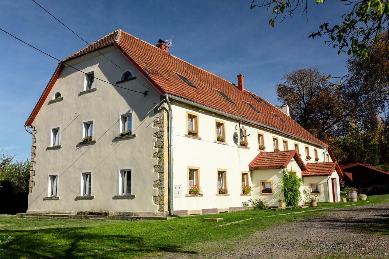Winnica Agat Свежава Экстерьер фото